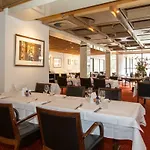 Fletcher Hotel-restaurant 4* ウォルエー